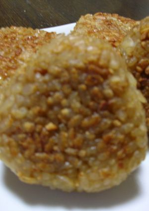 こう発案!焼きピーナッツおにぎり◎-レシピのメイン写真