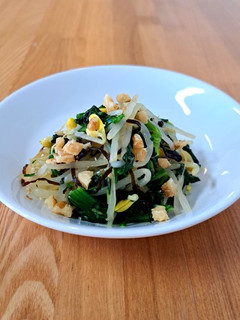 豆もやしとほうれん草のくるみ塩昆布和え-レシピのメイン写真