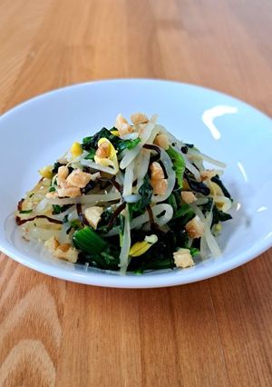豆もやしとほうれん草のくるみ塩昆布和え-レシピのメイン写真