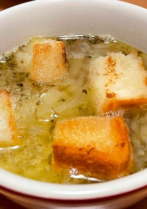 チェコのにんにくスープ チェスネツカ-レシピのメイン写真