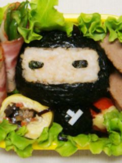 ござるっちのたらこおにぎり✿キャラ弁-レシピのメイン写真