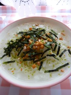お茶漬けの素で簡単おかゆ-レシピのメイン写真