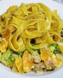 弁当庵のご飯「野菜とみかんとパスタ」