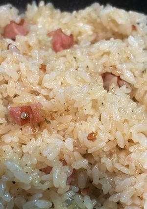 ソーセージでバターガーリックライス-レシピのメイン写真