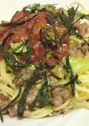 お疲れ様ぁ☆豚肉・梅・トマトの和風パスタ-レシピのメイン写真