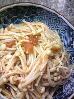 簡単おつまみ!えのきの梅肉和え(^-^)-レシピのメイン写真
