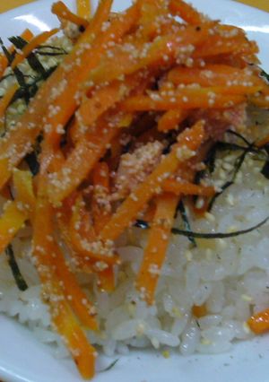たらこにんじんのせちらし寿司-レシピのメイン写真