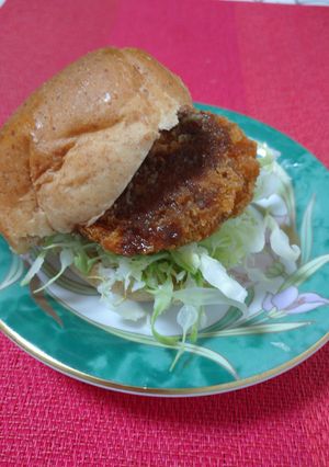 美味しいがギュと詰まったメンチカツバーガ-レシピのメイン写真