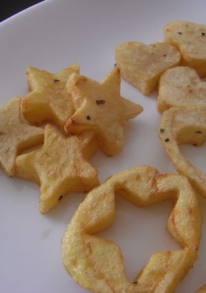 キャラ弁☆クッキー型ぬきフライドポテト♪-レシピのメイン写真