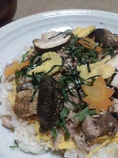 秋刀魚と椎茸のちらし寿司♪-レシピのメイン写真