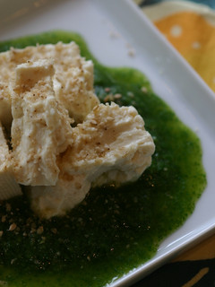 目にも鮮やか♪蒸し豆腐の春菊ソース-レシピのメイン写真