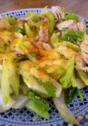セロリと豚肉の炒め物　～アンチョビ風味～-レシピのメイン写真