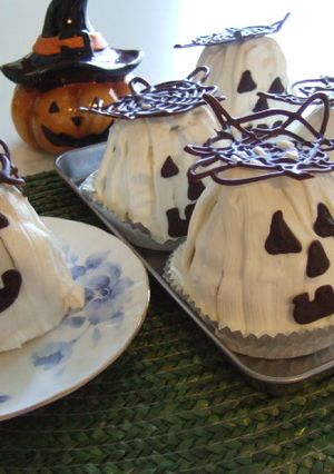 ロールケーキとさつま芋でハロウインケーキ-レシピのメイン写真