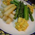 初夏の味♪「ホワイト・グリーンアスパラのマヨ風味ソース添え」