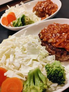 玉ねぎソースのハンバーグ-レシピのメイン写真
