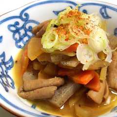 รูปของ モツ煮