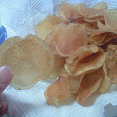 ポテチページ 枚方T-SITE】全国のご当地ポテトチップス約100種類が楽しめる