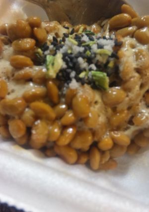 納豆に　ごましお-レシピのメイン写真