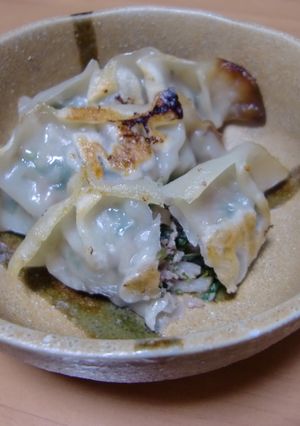 シャキシャキ大根餃子　大根葉の消費にも♪-レシピのメイン写真