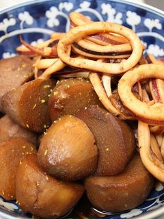 イカ好きに捧げるイカと里芋の煮物-レシピのメイン写真