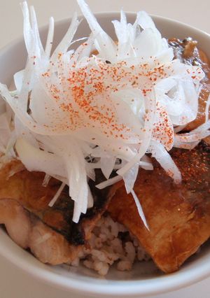 簡単！鯖の甘酢ソース丼。　-レシピのメイン写真