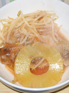 野菜たっぷりのパイナップルと豚肉ステーキ-レシピのメイン写真