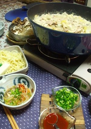 辛ダレで食べる「ほっとけ豆乳鍋」-レシピのメイン写真
