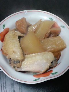 圧力鍋で手間いらず!手羽先大根煮♪-レシピのメイン写真