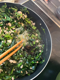 ほうれん草とマグロの塩昆布炒め-レシピのメイン写真