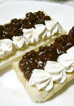 小倉&ホイップクリームなトースト-レシピのメイン写真