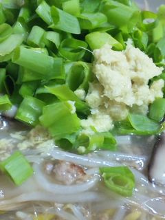 中華風♡もやしときのこのあんかけうどん♪-レシピのメイン写真