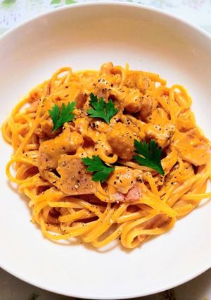簡単昼食！南瓜トマトのクリームパスタ-レシピのメイン写真