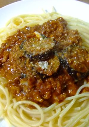 市販のミートソースを簡単に美味しくする-レシピのメイン写真