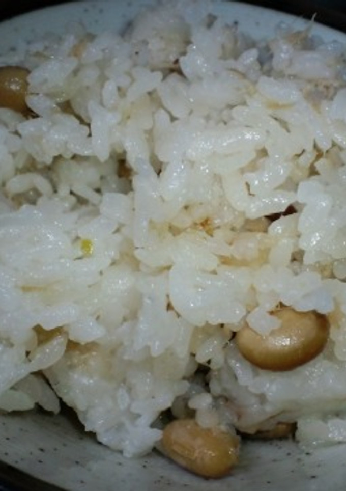 お手軽！炊飯器でツナとお豆のピラフ-レシピのメイン写真