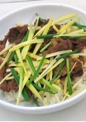 玉子入り黄ニラ丼-レシピのメイン写真