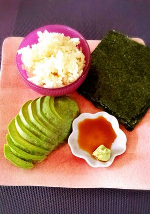 巻いて巻いて♪毎日食べる美容液アボカド-レシピのメイン写真