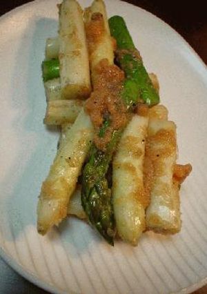 ホワイトアスパラのたらこバター炒め-レシピのメイン写真