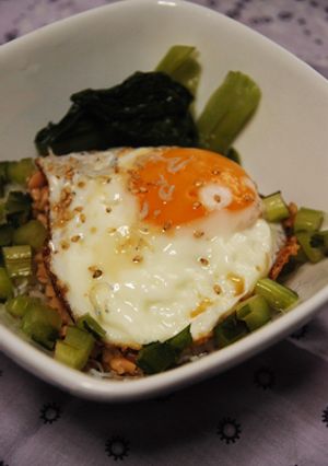 納豆目玉丼-レシピのメイン写真
