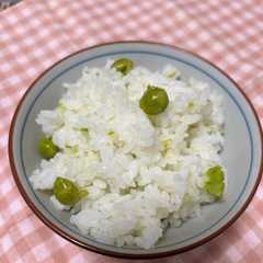 รูปของ ピースご飯