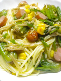 スパゲティー(ほうれん草とエノキコーン)-レシピのメイン写真