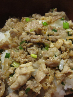 こまぎれ豚肉で簡単おいしい!!ブタ丼-レシピのメイン写真