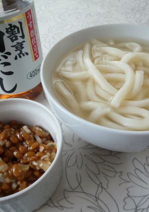 1人ランチにオススメ♪納豆うどん。-レシピのメイン写真