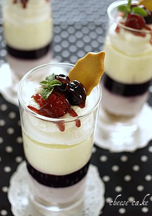 ブルーベリーとレアチーズのグラスケーキ-レシピのメイン写真
