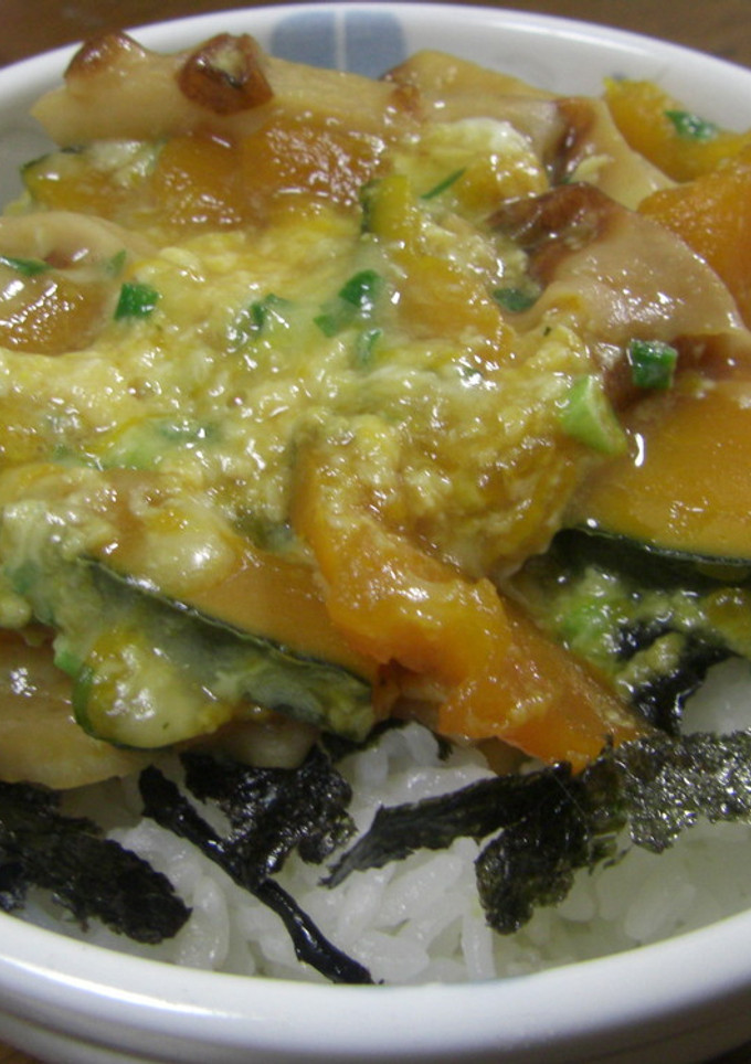 かぼちゃ＊竹輪のとろ～り卵チーズ丼-レシピのメイン写真