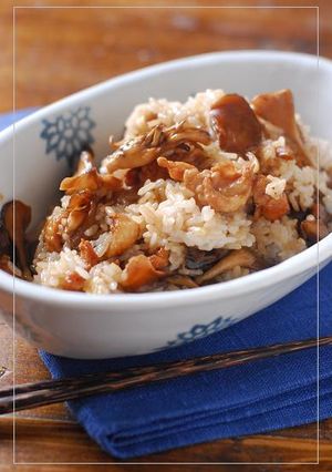 カリカリ鶏皮と舞茸の混ぜご飯-レシピのメイン写真