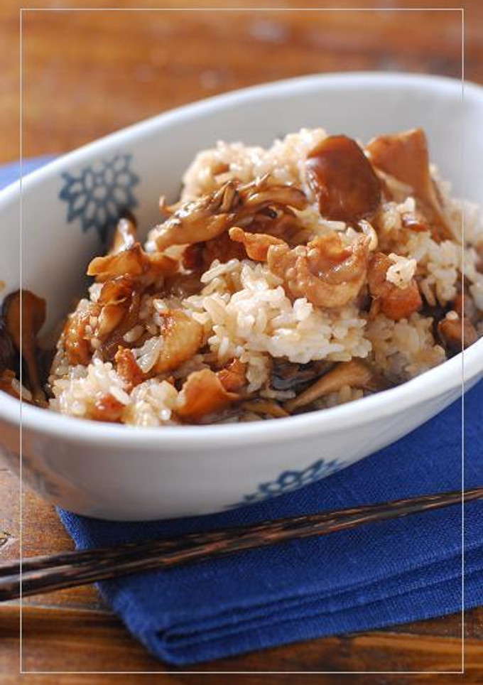 カリカリ鶏皮と舞茸の混ぜご飯-レシピのメイン写真