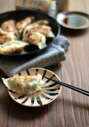 ウチの定番・我が家の野菜たっぷり餃子-レシピのメイン写真