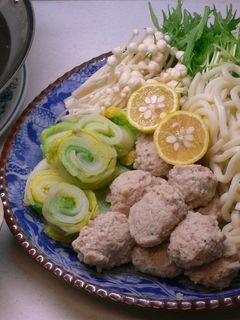 鶏つくねだんごでうどんすき-レシピのメイン写真