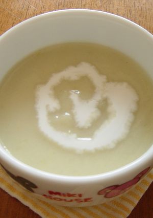 ブロッコリーの芯で♪簡単ポタージュ-レシピのメイン写真