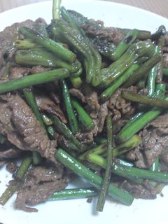 牛肉とにんにくの芽炒め-レシピのメイン写真